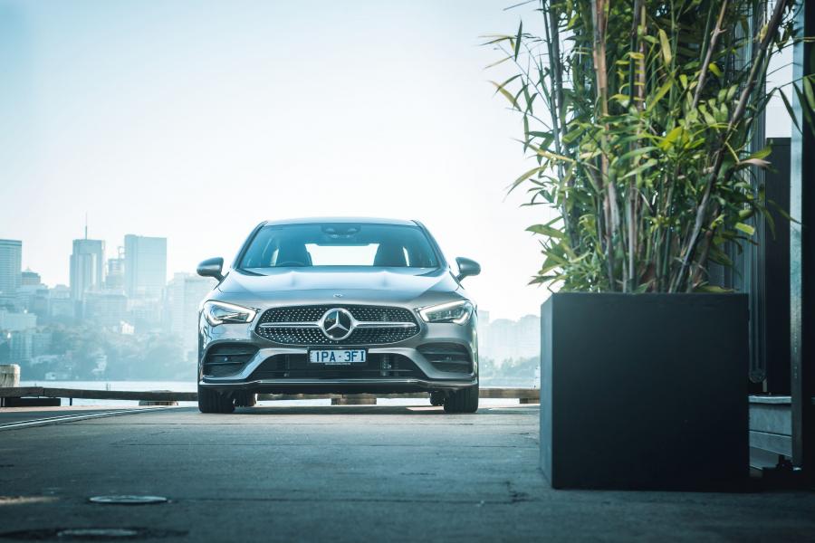  Mercedes-Benz CLA200 AMG Line (C118) 2019 года  (AU) (фото 2 из 40)